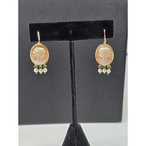 Vintage 14k Gold Shell Cameo Earrings Pearl Dangle